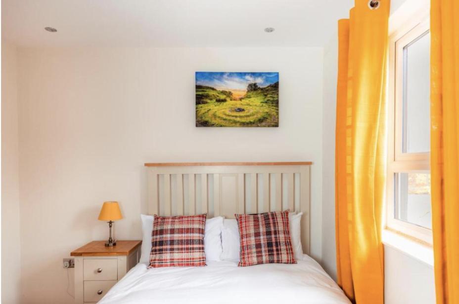 Luxury Cottage With Stunning Views Near Fairy Pools - School House 3 Carbost  Exterior foto